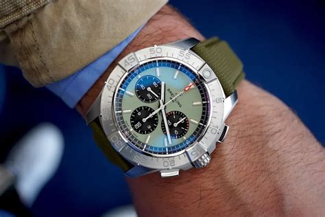 breitling avenger cronografo oro acciaio|Breitling Avenger, la nuova collezione .